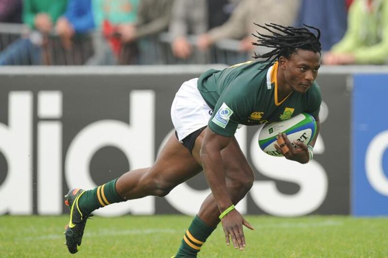 ON THE FLY: Seabelo Senatla in action for South Africa during the Baby Boks’ IRB Junior World Championship game against England at Stade Henri Degranges in La Roche-sur-Yon, France, on Sunday. Picture: GALLO IMAGES